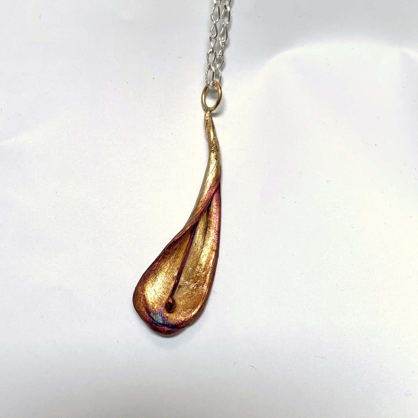 No Worries Calla Pendant